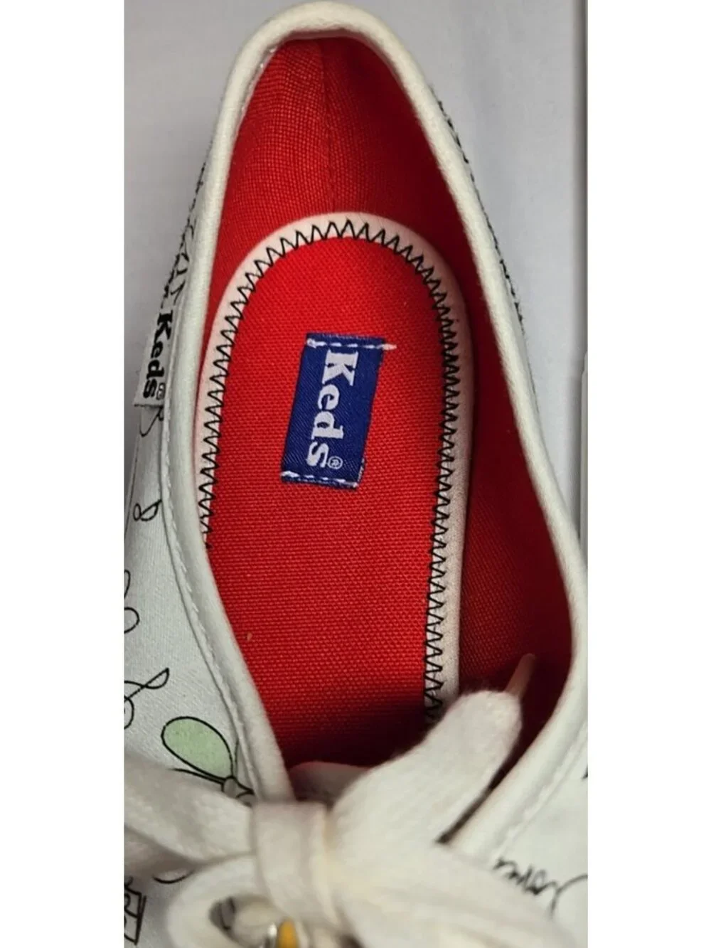 Keds Women's Day of the Dead/Sugar Skull Design Size 8